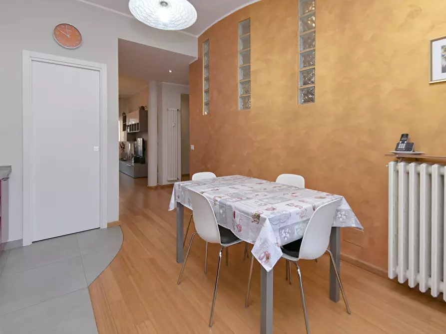 Immagine 13 di Quadrilocale in vendita  in via trecate 15 a Torino