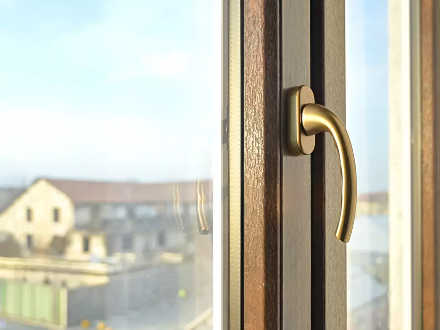 Immagine 38 di Trilocale in vendita  in via verdi 17 a Venaria Reale