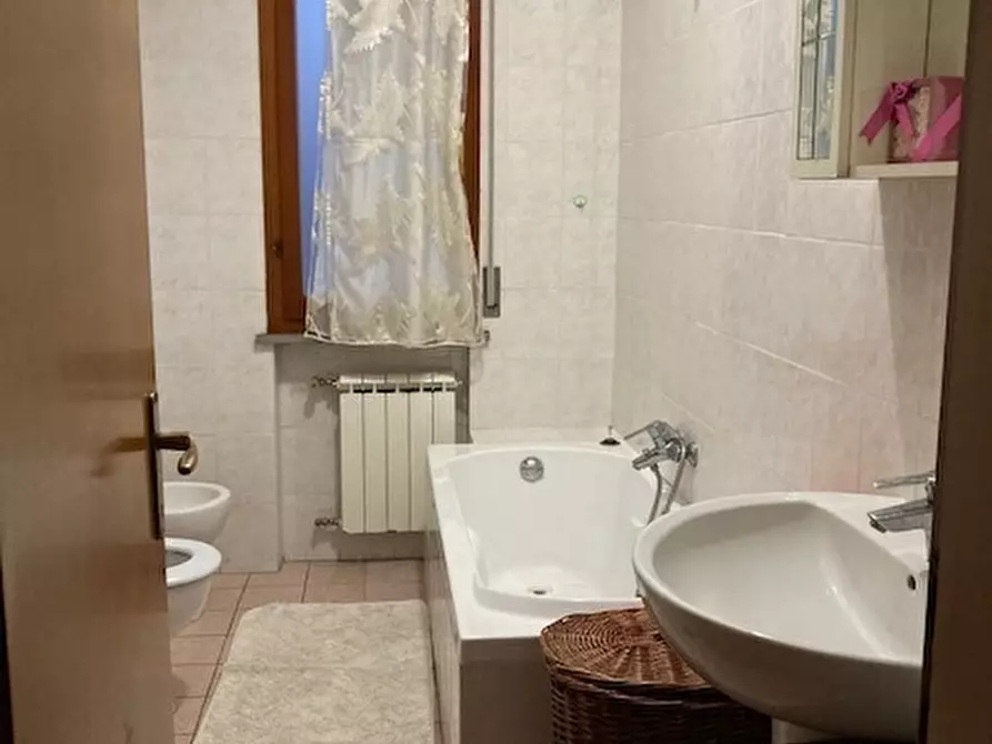 Immagine 9 di Appartamento in vendita  a Pisa