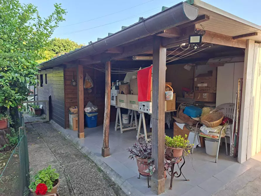 Immagine 25 di Terratetto in vendita  a San Giuliano Terme