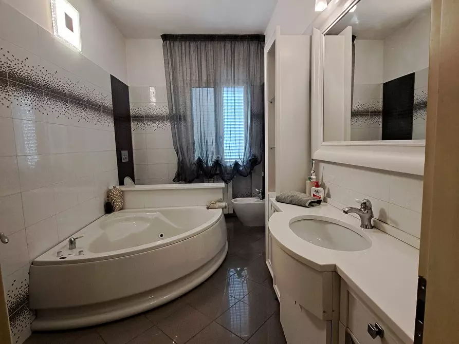 Immagine 9 di Casa indipendente in vendita  a Vicopisano