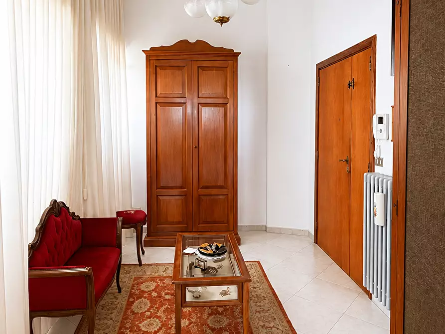 Immagine 15 di Trilocale in vendita  in Via Carlo Poerio 35 a Castellana Grotte