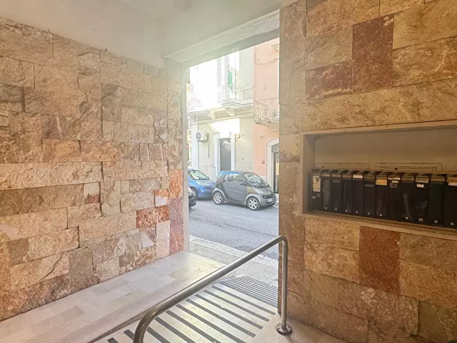 Immagine 22 di Trilocale in vendita  in Via Fratelli Bandiera a Monopoli