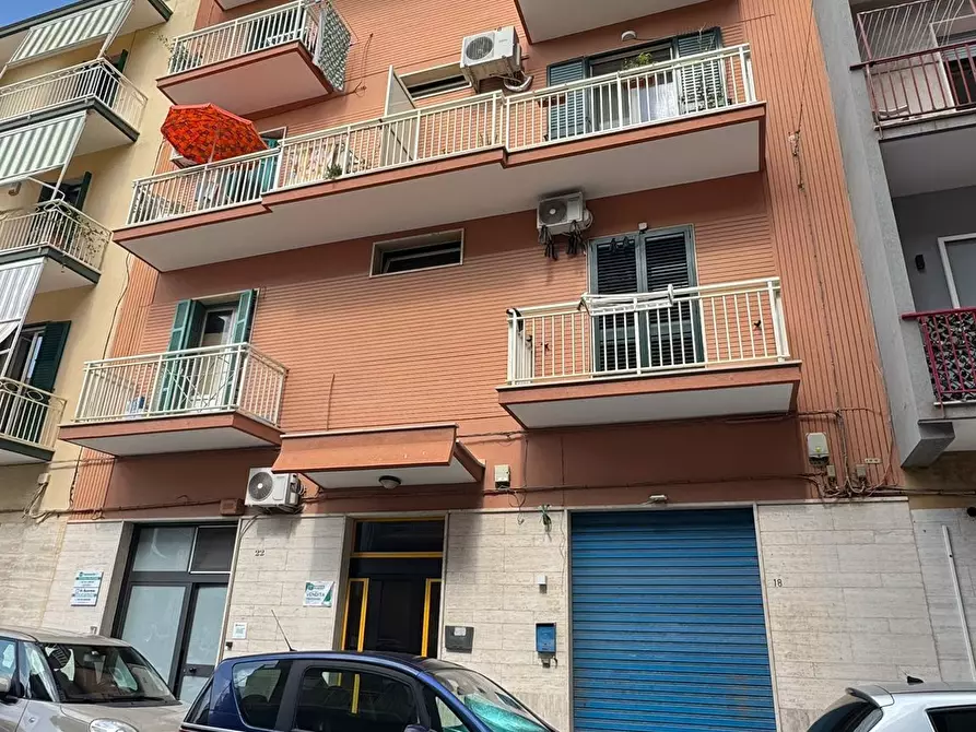 Immagine 1 di Pentalocale in vendita  in Via Luigi Finamore Pepe a Monopoli