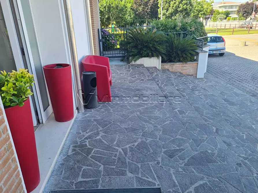 Immagine 4 di Pizzeria / Pub in vendita  in Via Monte Grappa 1 a Albettone