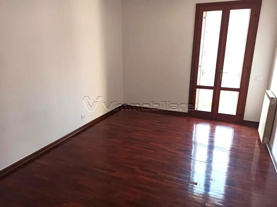 Immagine 21 di Villetta a schiera in affitto  in Via Fontanella 4 a Barbarano Mossano