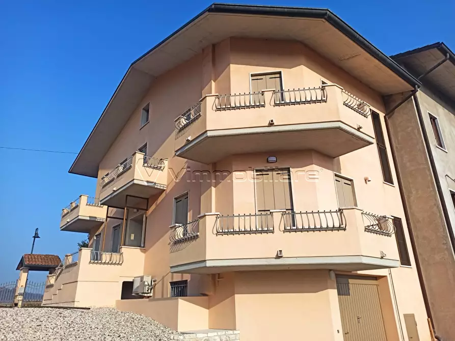 Immagine 4 di Villetta a schiera in affitto  in Via Fontanella 4 a Barbarano Mossano