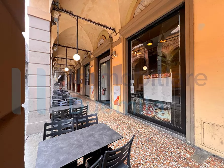 Immagine 31 di Bar / Ristorante in vendita  a Bologna