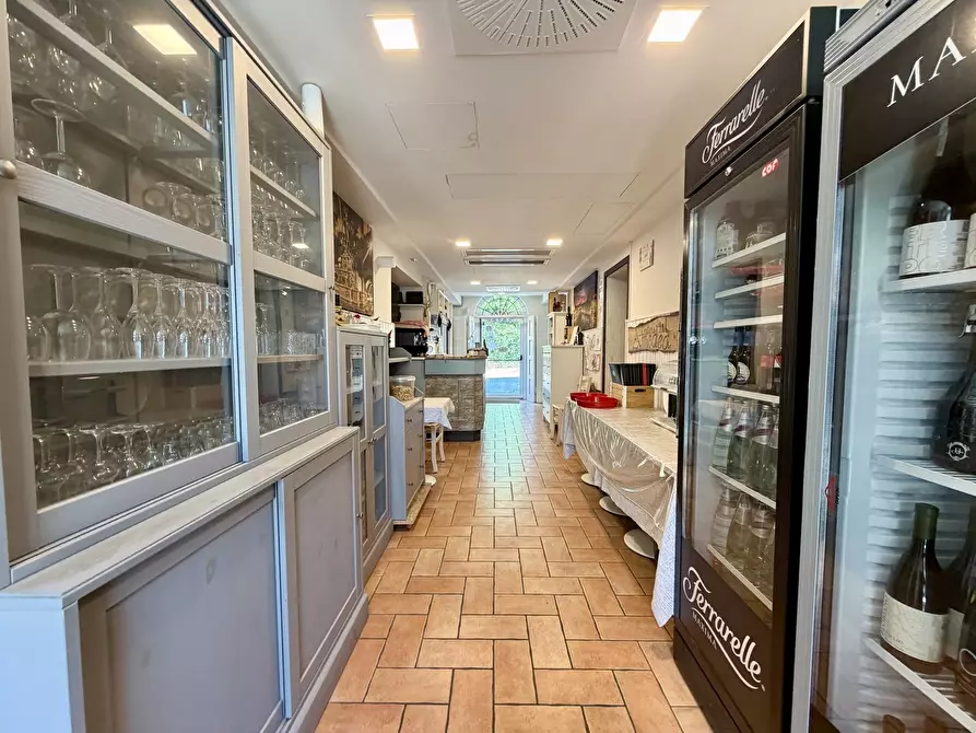Immagine 2 di Bar / Ristorante in vendita  a Zola Predosa