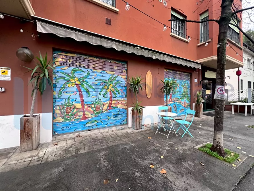 Immagine 30 di Attività artigianale in vendita  a Bologna