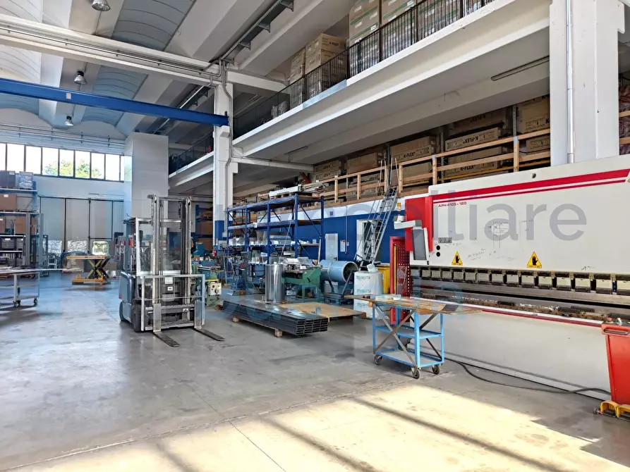 Immagine 24 di Attività artigianale in vendita  a San Cesario Sul Panaro