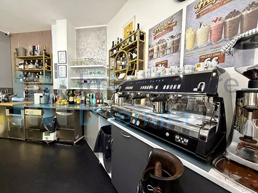Immagine 13 di Bar / Ristorante in vendita  a Bologna