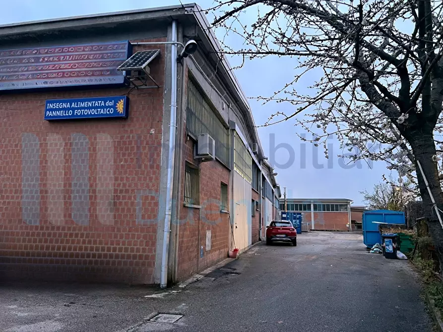 Immagine 31 di Attività artigianale in vendita  a Zola Predosa