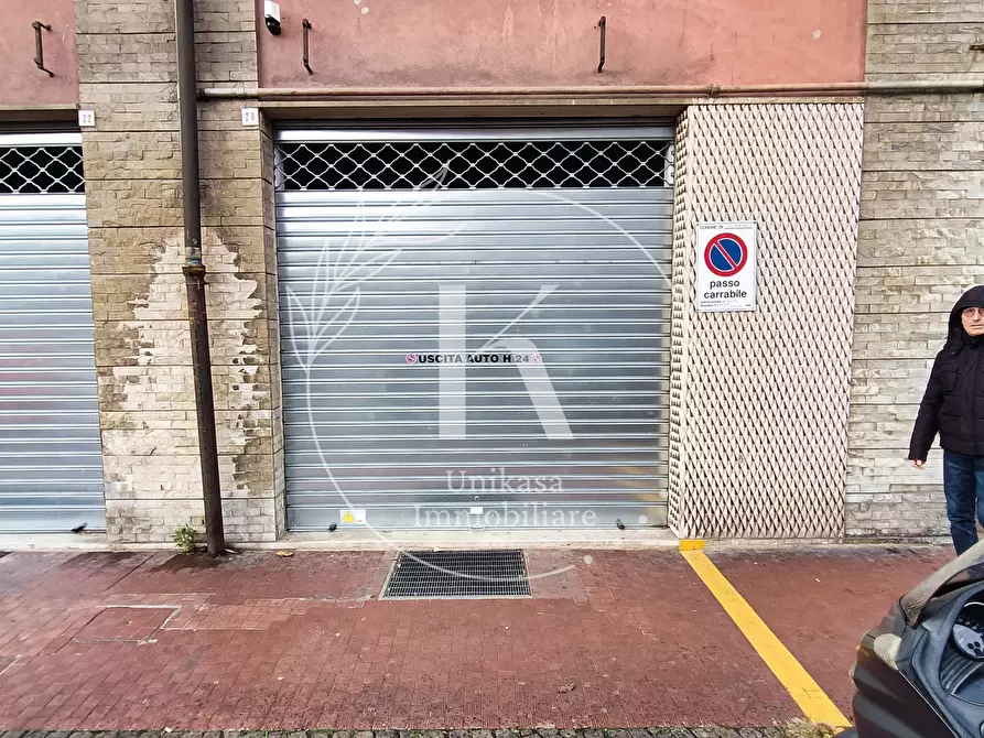 Immagine 24 di Garage in vendita  in Corso Viglienzoni 24 a Savona
