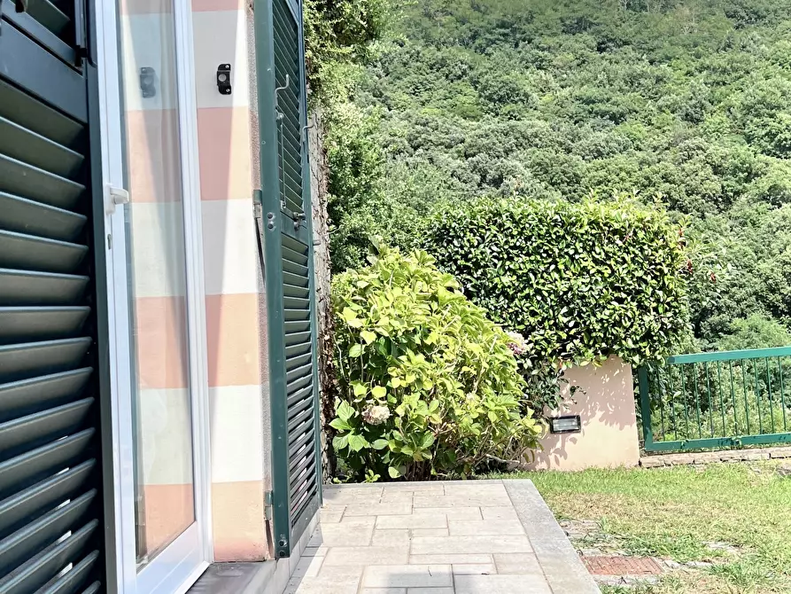 Immagine 7 di Villa in vendita  in Via Alla Strà a Savona