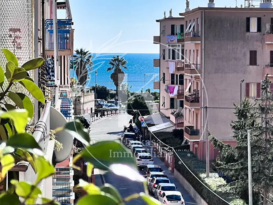 Immagine 24 di Quadrilocale in vendita  in via del forte a Albissola Marina