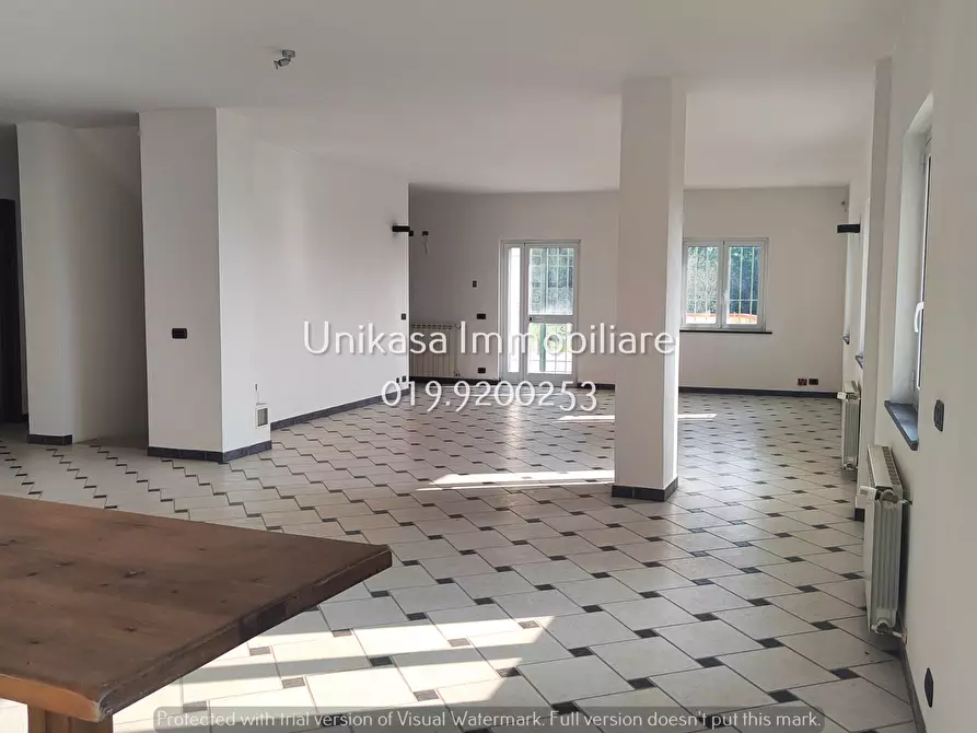 Immagine 18 di Villa in vendita  in località Termini a Vado Ligure