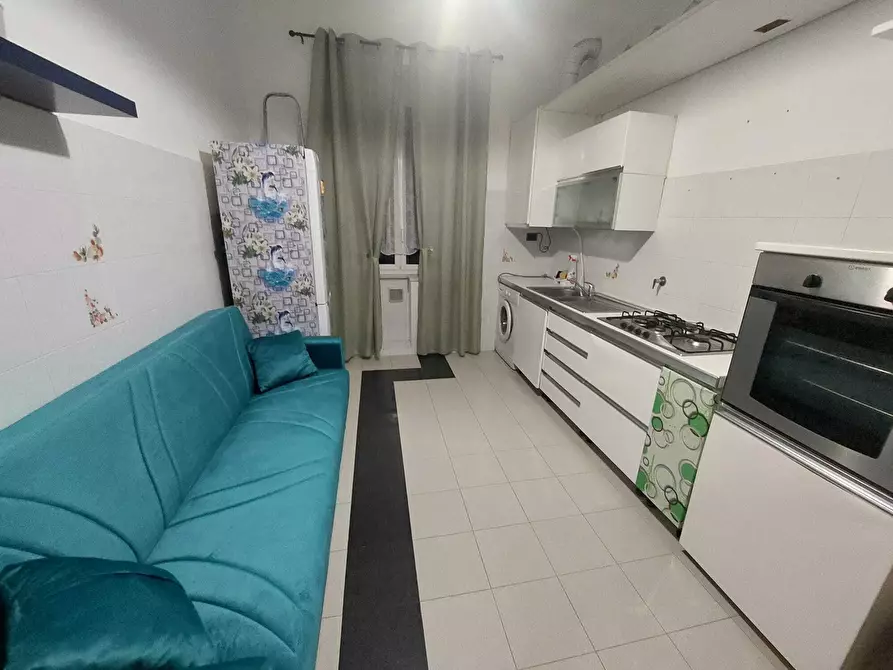 Immagine 1 di Bilocale in vendita  in Via Zara 10 a Savona