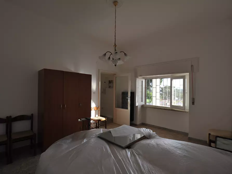 Immagine 35 di Villa in vendita  in SP28 33 a Ostuni