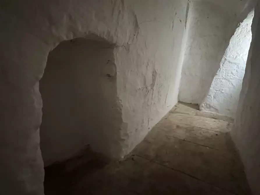 Immagine 28 di Casa indipendente in vendita  in Via Cattedrale a Ostuni