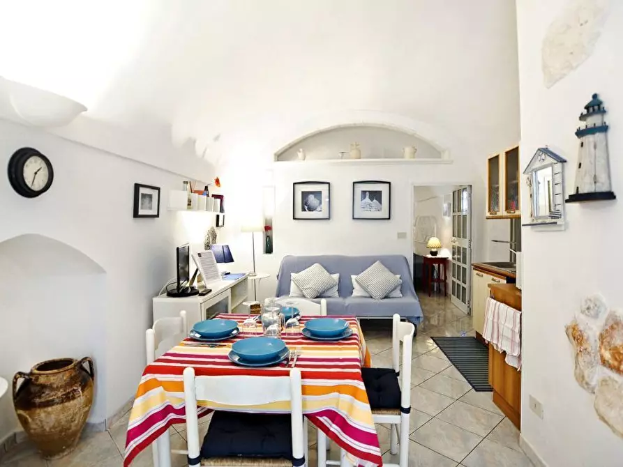 Immagine 1 di Casa indipendente in vendita  in Piazza della Liberta a Ostuni