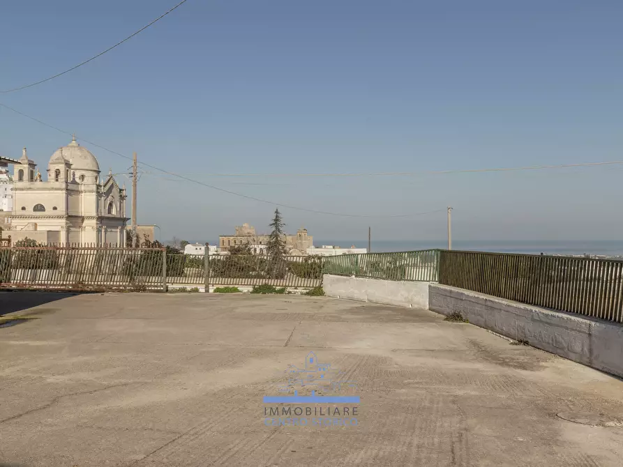 Immagine 6 di Locale commerciale in vendita  in Contrada Madonna della Grata a Ostuni