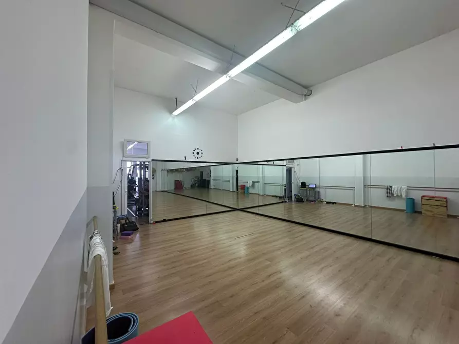 Immagine 12 di Bilocale in vendita  in Corso Giuseppe Mazzini a Ostuni