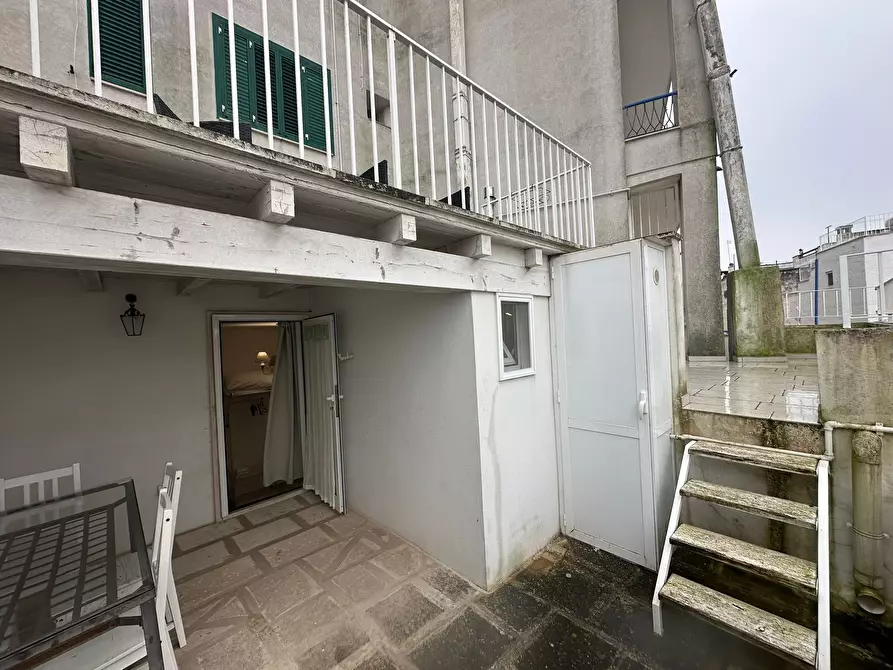 Immagine 15 di Casa indipendente in vendita  in Via Roberto Guiscardi a Ostuni
