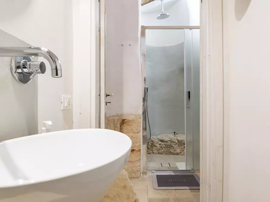 Immagine 38 di Casa indipendente in vendita  in Piazza della Libertà a Ostuni