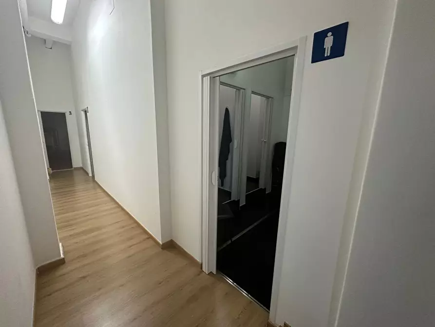 Immagine 18 di Bilocale in vendita  in Corso Giuseppe Mazzini a Ostuni