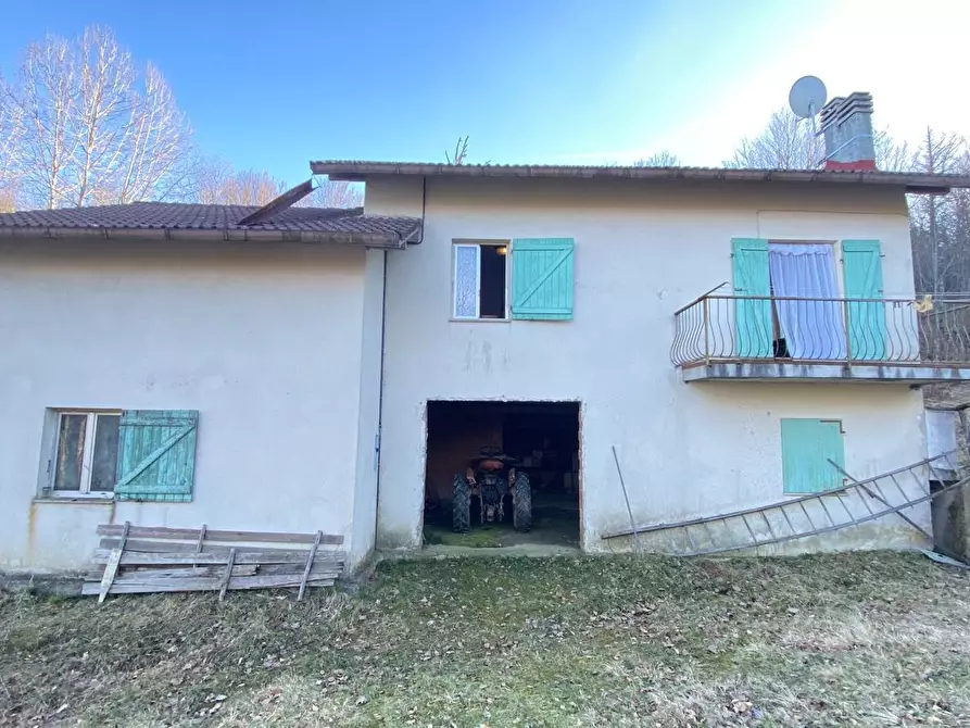 Immagine 24 di Rustico / casale in vendita  a Sassello