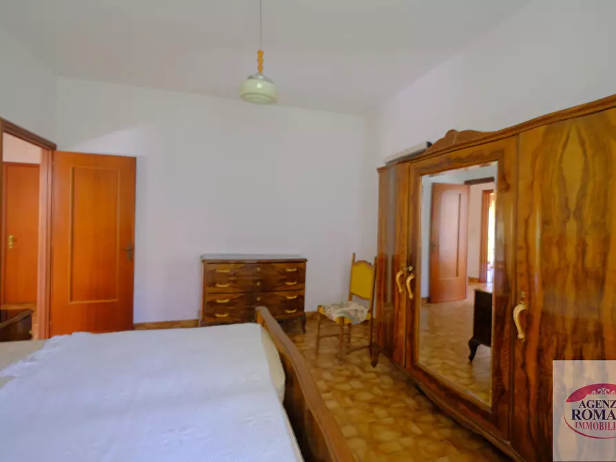 Immagine 24 di Casa indipendente in vendita  a Urbe