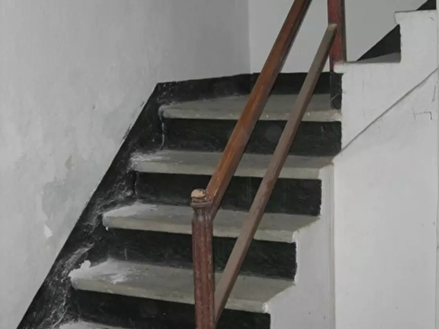 Immagine 21 di Porzione di casa in vendita  a Sassello