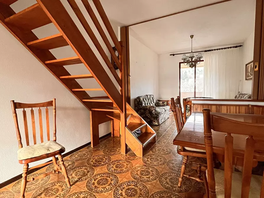 Immagine 6 di Trilocale in vendita  a Urbe