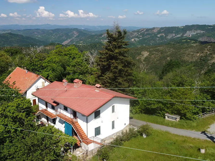 Immagine 16 di Villa in vendita  in Regione Montaldo 117 a Ponzone