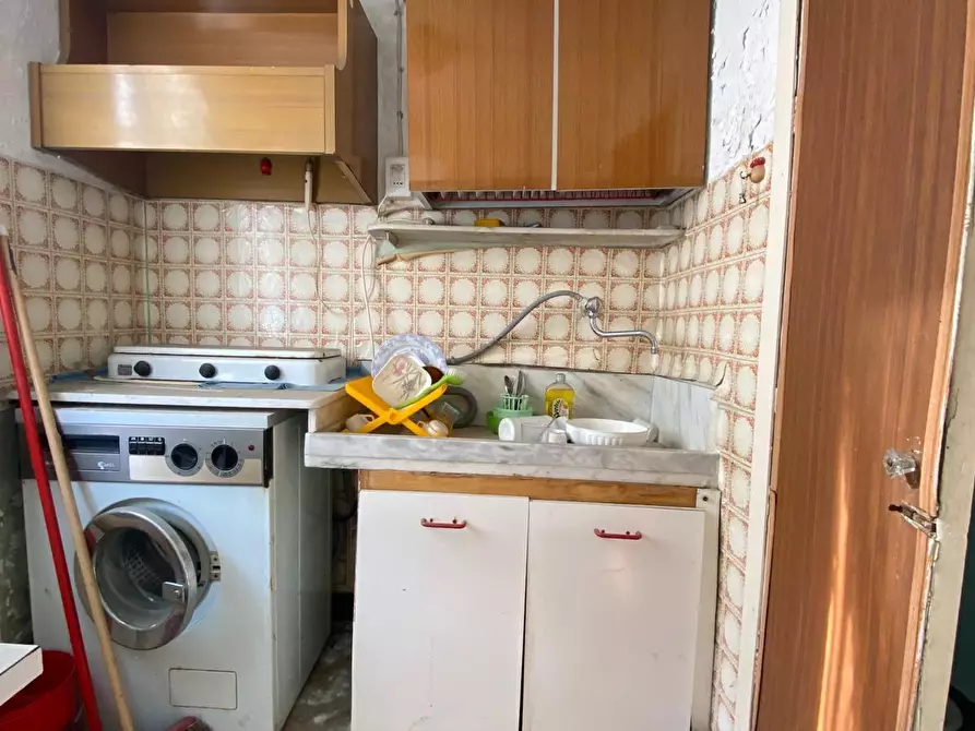 Immagine 6 di Bilocale in vendita  a Urbe