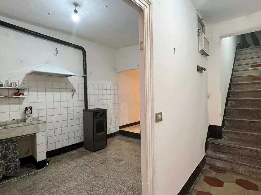 Immagine 12 di Porzione di casa in vendita  in Via Nicolò Massa 86 a Stella