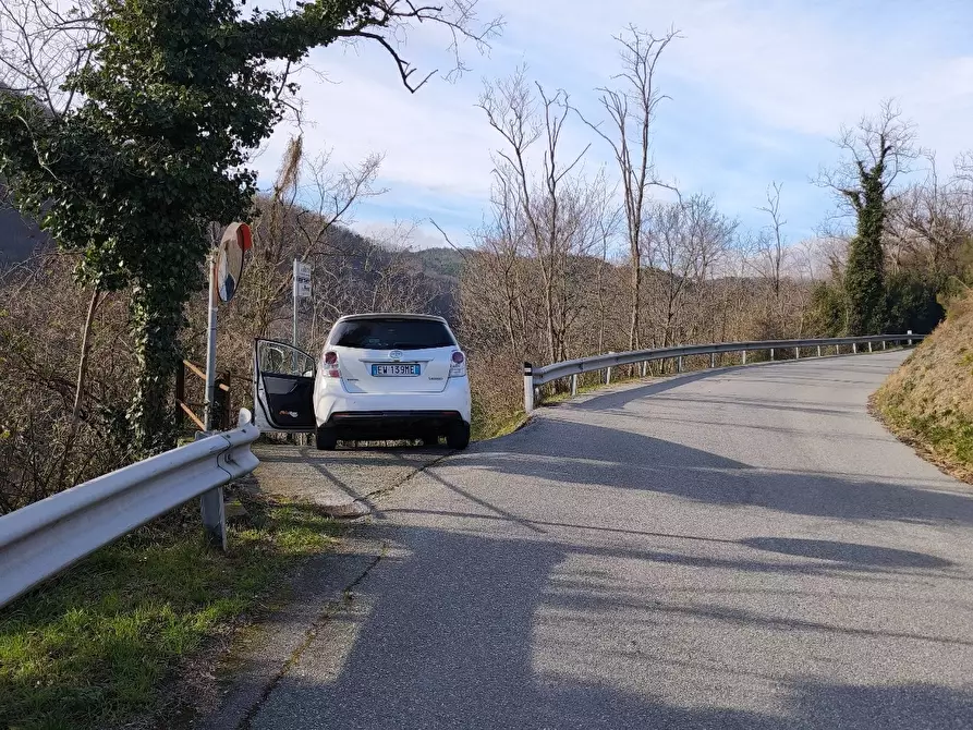 Immagine 13 di Rustico / casale in vendita  a Varazze