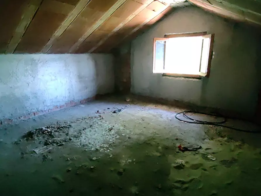 Immagine 35 di Villa in vendita  a Ponzone