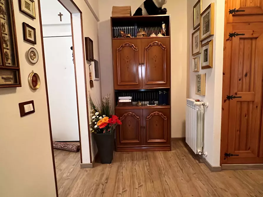 Immagine 22 di Pentalocale in vendita  a Urbe