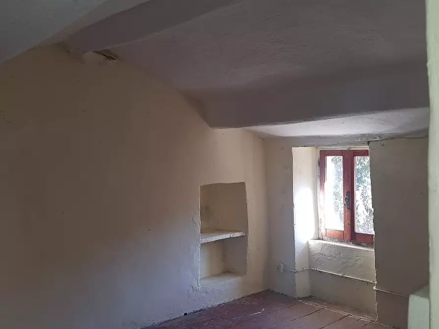 Immagine 8 di Rustico / casale in vendita  a Varazze