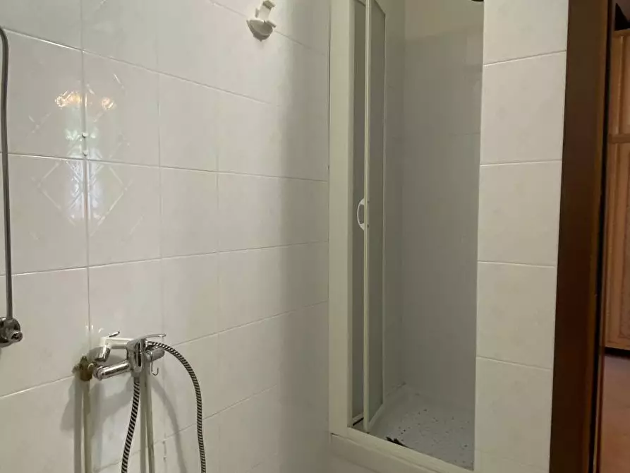 Immagine 7 di Bilocale in vendita  a Urbe