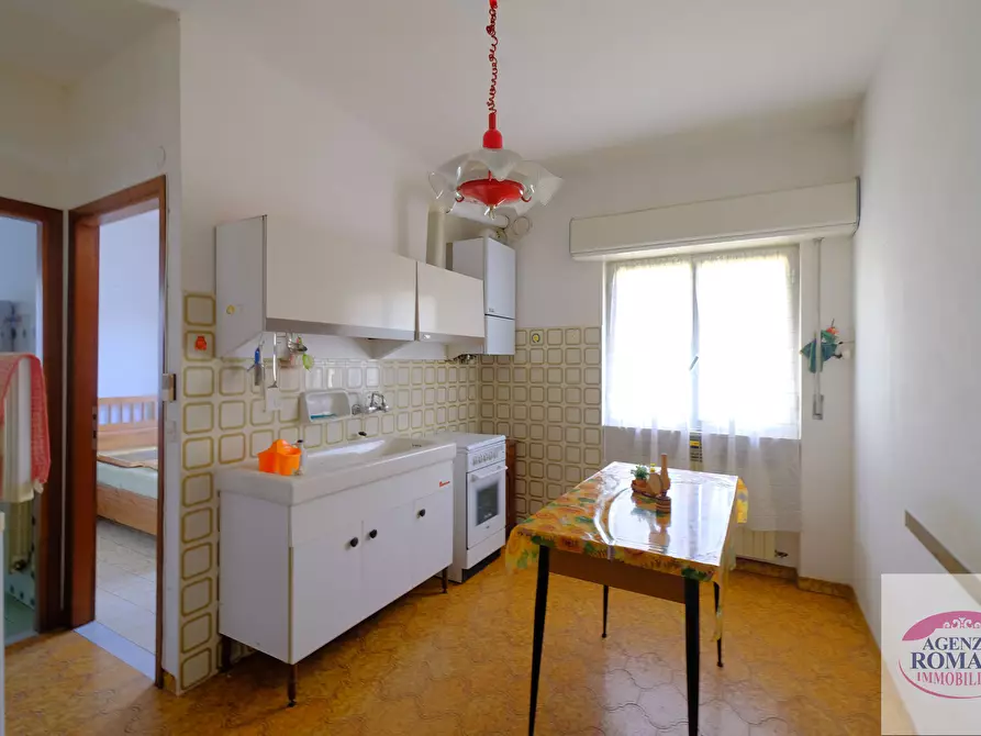 Immagine 3 di Appartamento in vendita  a Urbe