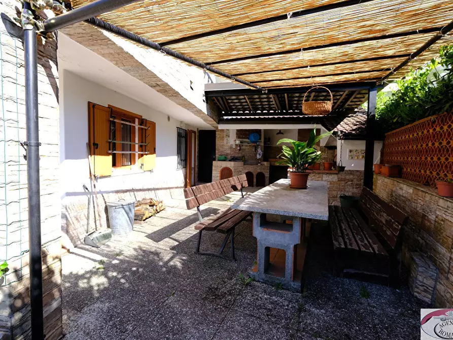 Immagine 8 di Villa in vendita  a Ponzone