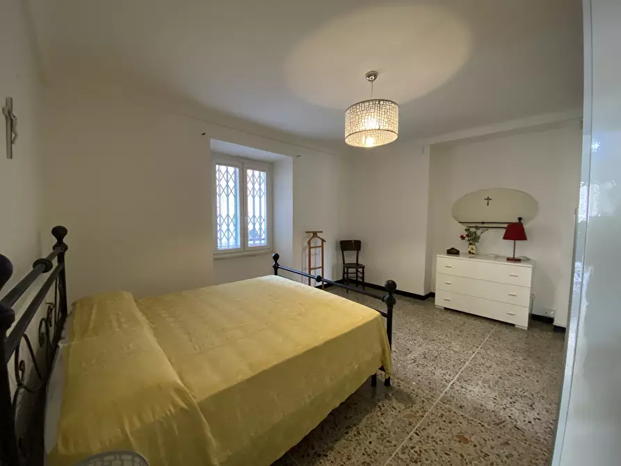 Immagine 22 di Quadrilocale in vendita  a Sassello