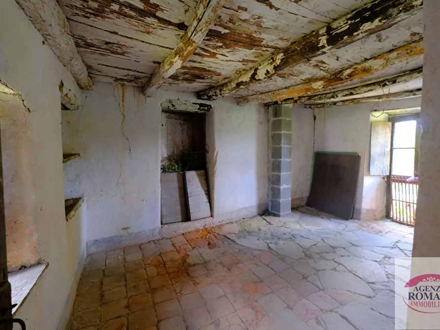 Immagine 47 di Villa in vendita  a Pareto