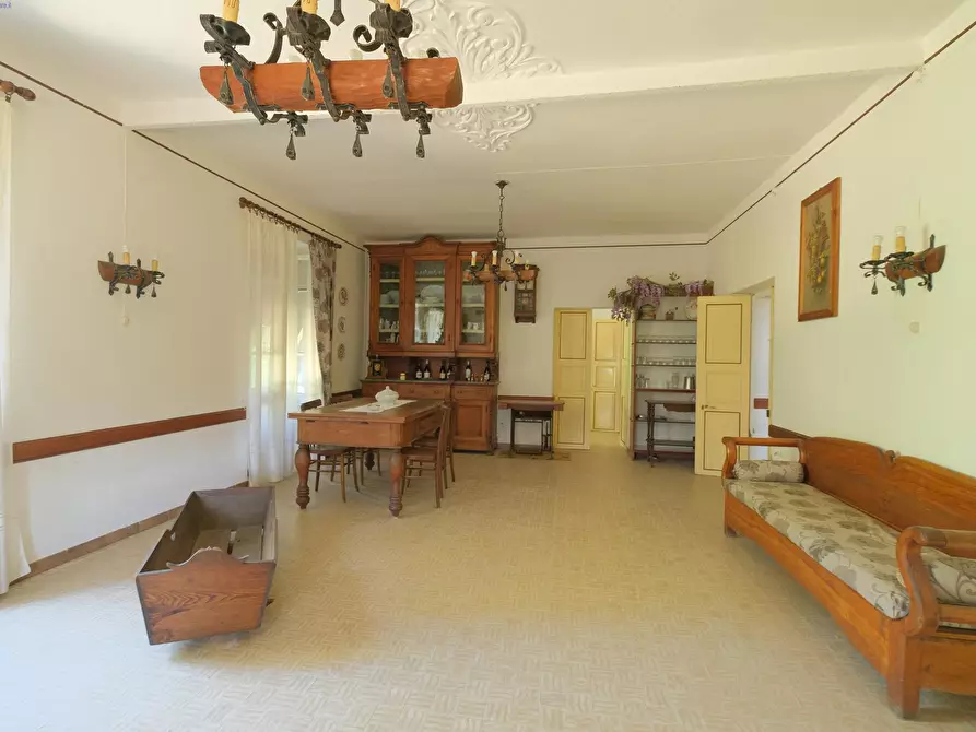 Immagine 12 di Villa in vendita  in Via Vassuria 58 a Urbe