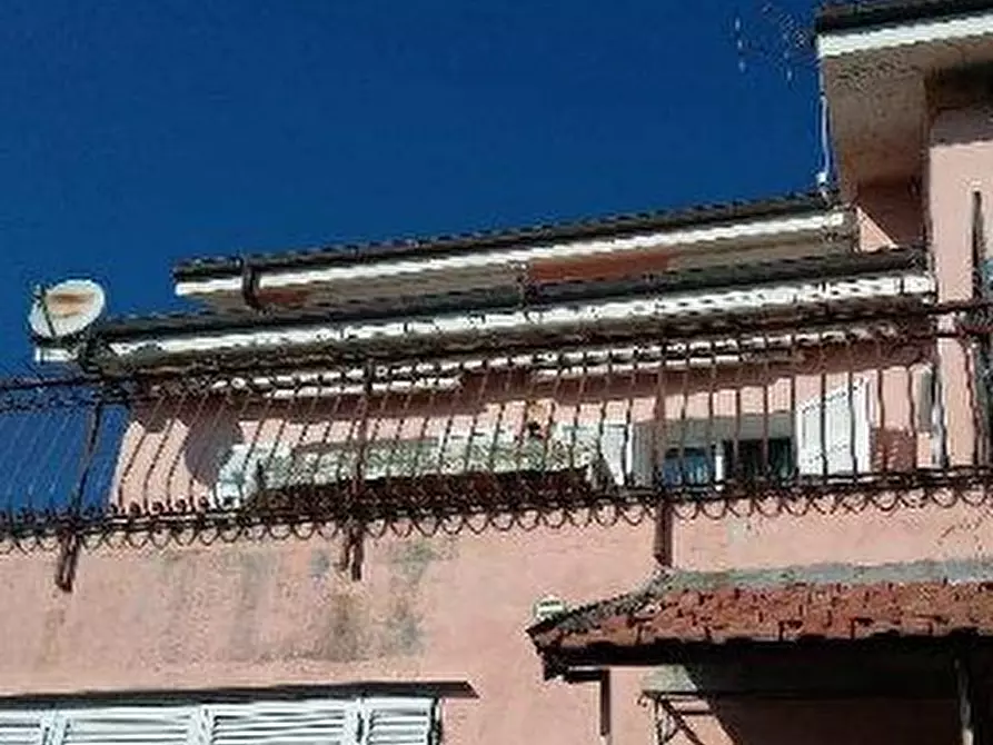 Immagine 1 di Trilocale in vendita  in Via Case Sparse 4 a Diano Castello