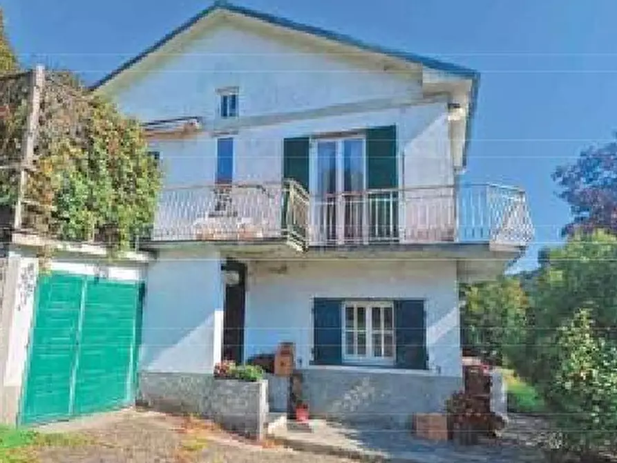 Immagine 1 di Casa bifamiliare in vendita  in Via Seminella 13 a Busalla