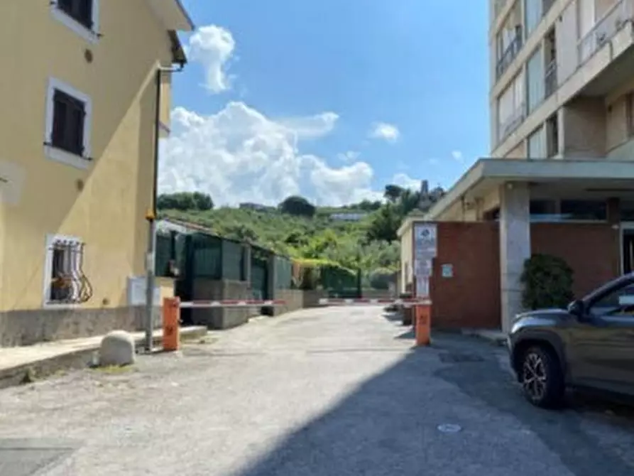 Immagine 1 di Garage in vendita  in Via Rezza 24 a Lavagna